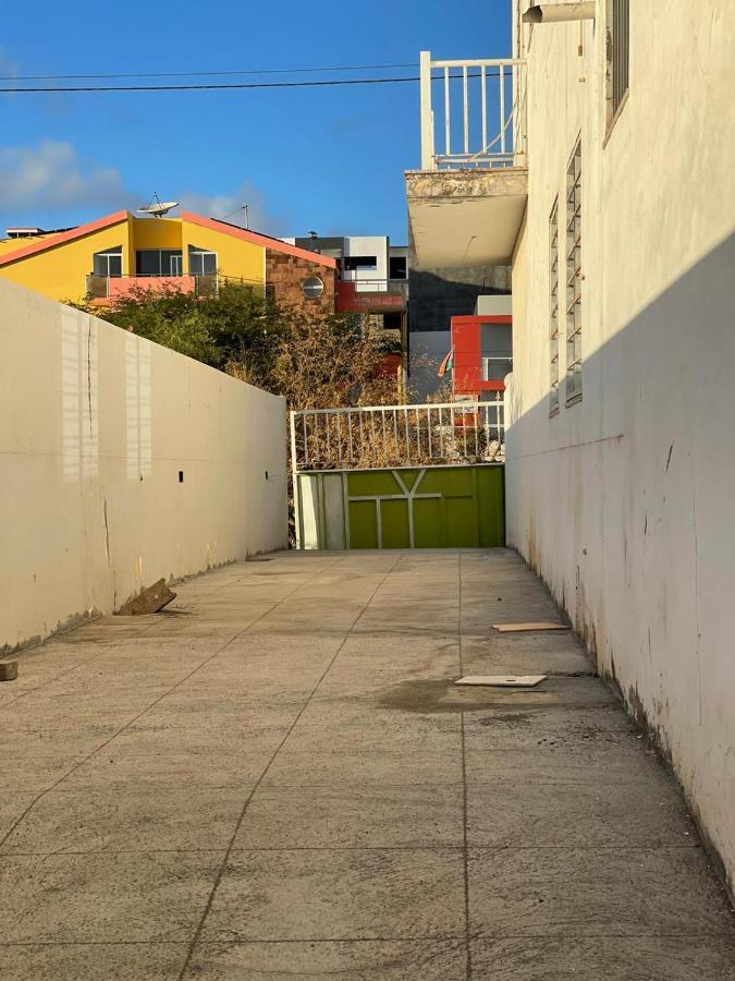 Chambre 3 Residencial Eunice برايا المظهر الخارجي الصورة