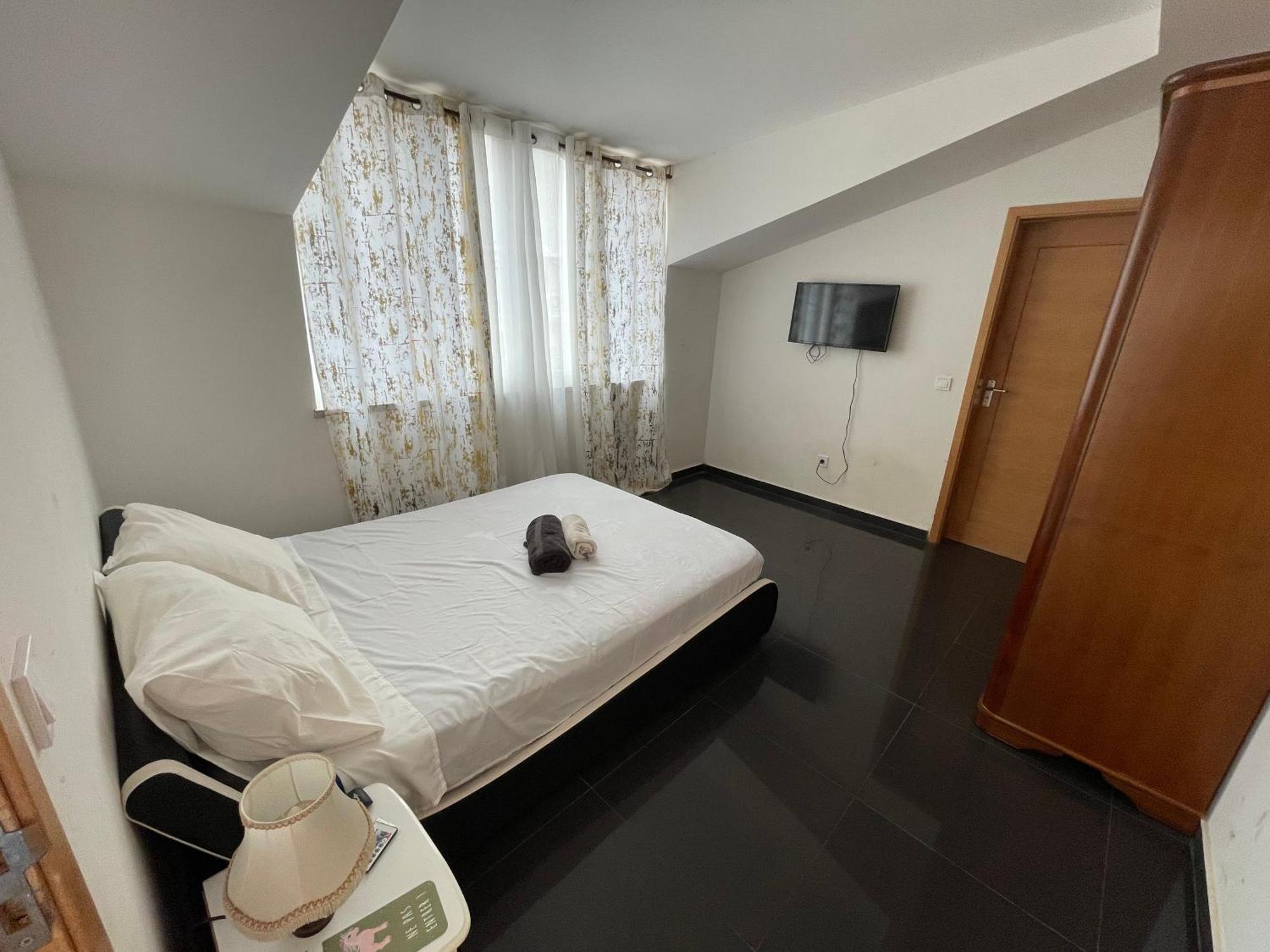 Chambre 3 Residencial Eunice برايا المظهر الخارجي الصورة